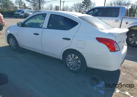 2019 Nissan Versa 1.6 S+ z USA, uszkodzony, nr VIN 3N1CN7AP6KL820711